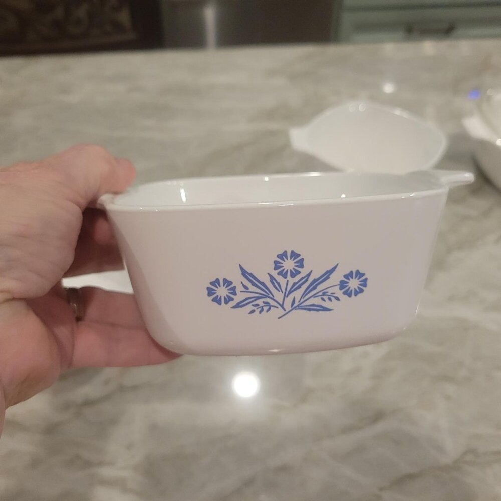 Vintage Corning Ware Cornflower Blue 22 OZ. Casserole Dish--$12
